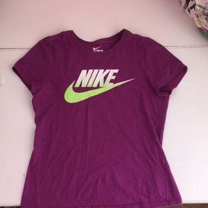 Nike t-shirt